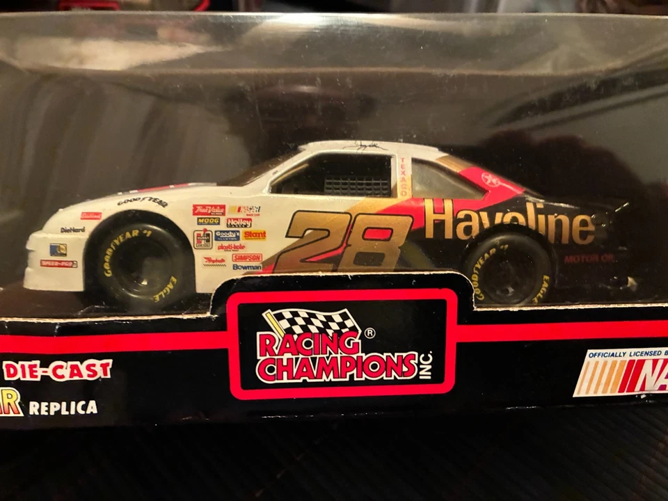 1992 1/24 Racing Champions #28 Havoline Davey Allison - Image 2 of 2