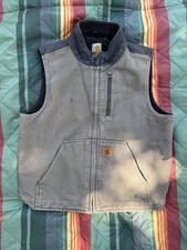 Men's Carhartt Size Large Sherpa Lined Work Vest. Brown, Zip Up, Pockets