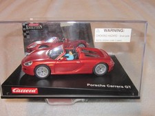 CARRERA PORSCHE CARRERA GT 1/32 METALLIC RED IN COLOR