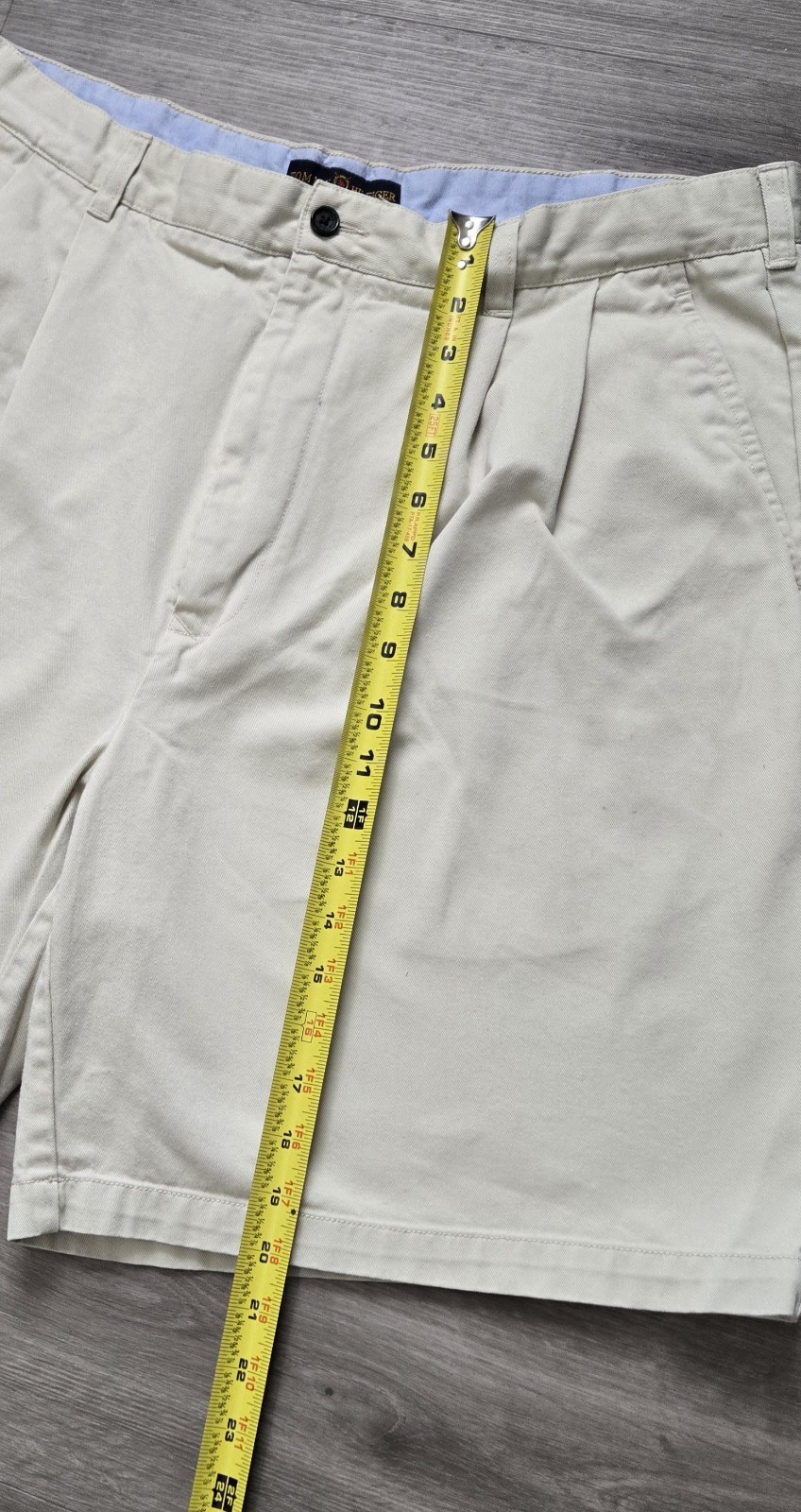 Vintage Y2K Tommy Hilfiger Golf Zip Pleated Front Cotton Shorts Men’s 37 Khaki thumbnail 11