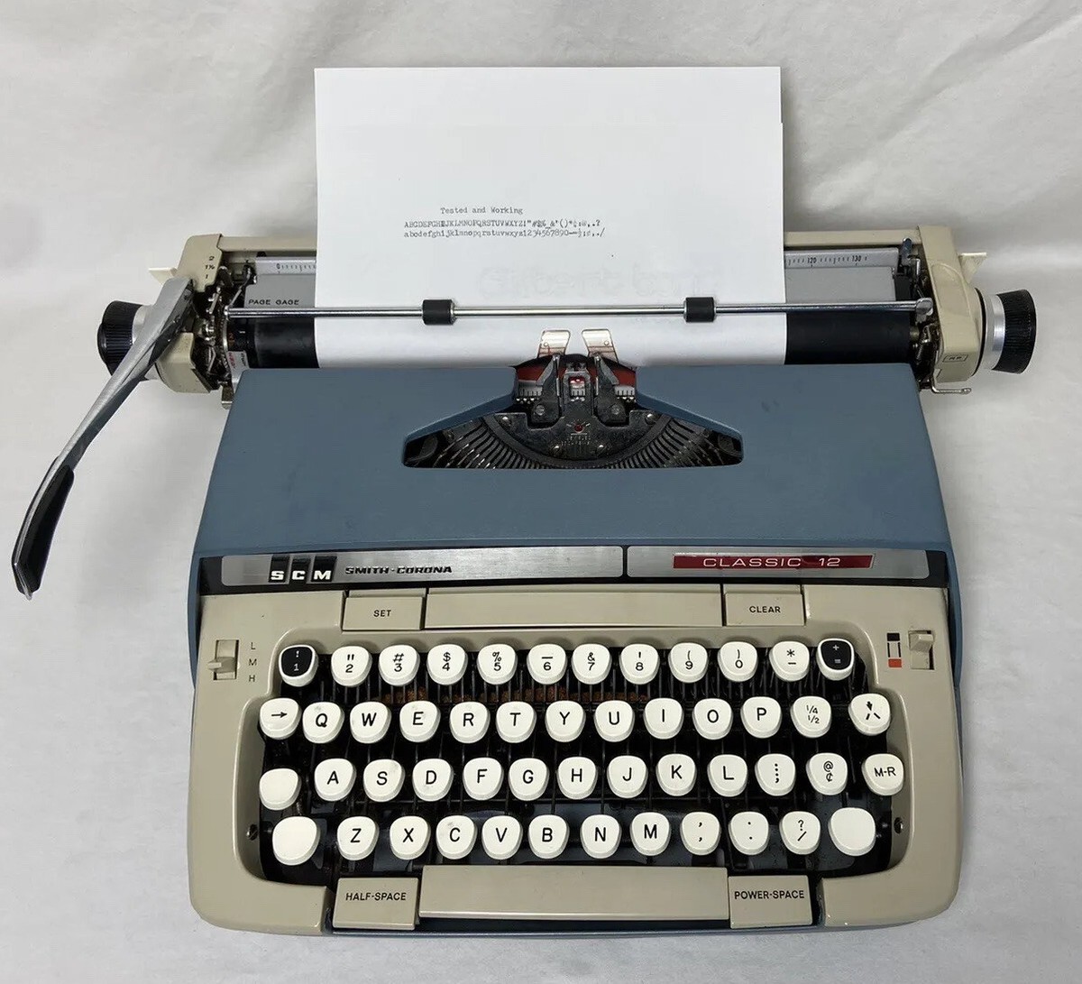 Vintage Smith Corona Classic 12 Manual Typewriter Portable