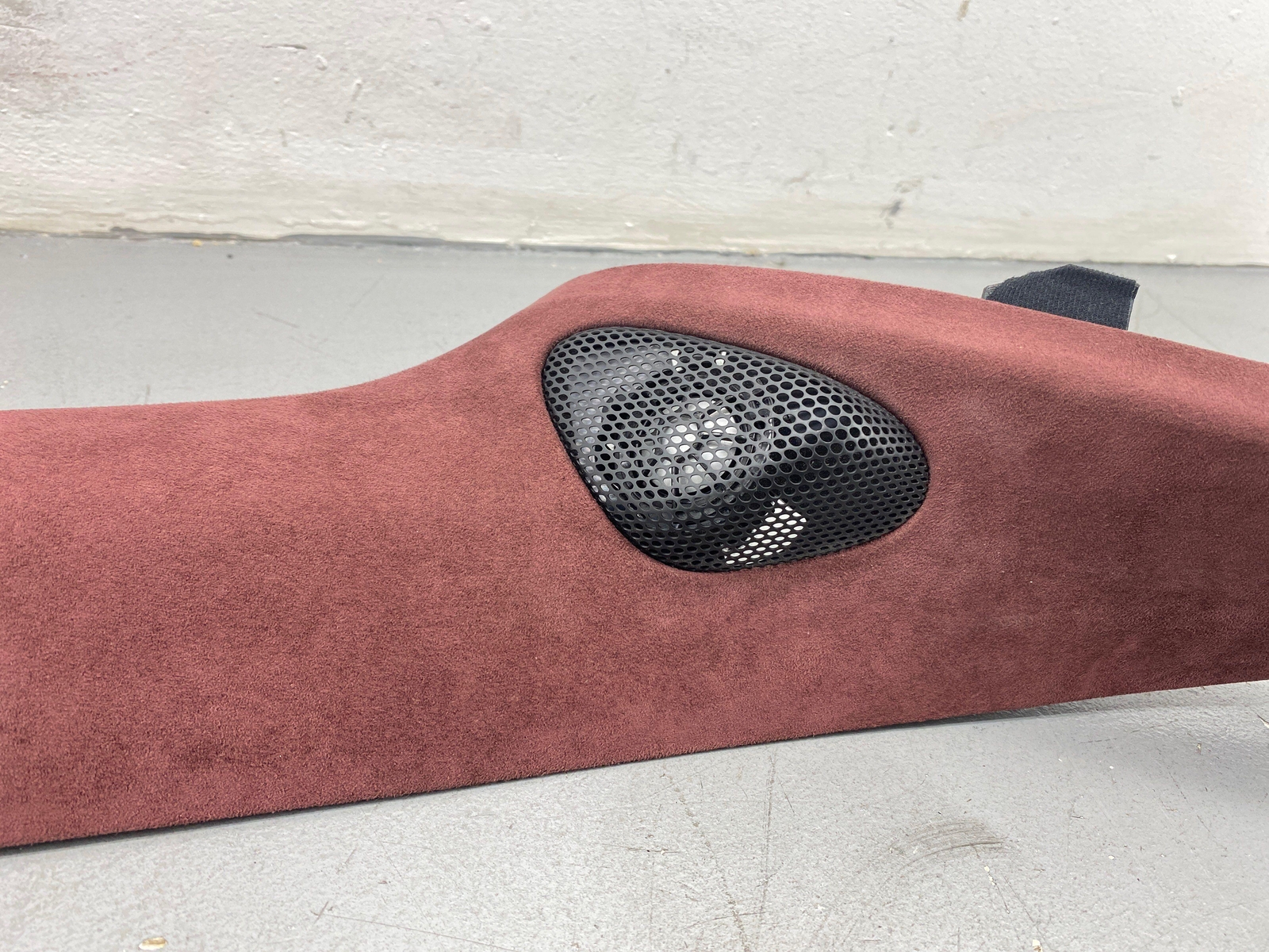 2020-2023 MCLAREN GT FRONT RIGHT A PILLAR COVER PANEL BAROLO RED 13N2821CP OEM