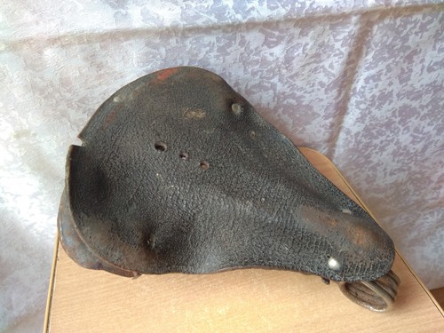 RARE Vintage Car Original leather Bicycle saddle retro antique part old - Picture 2 of 8