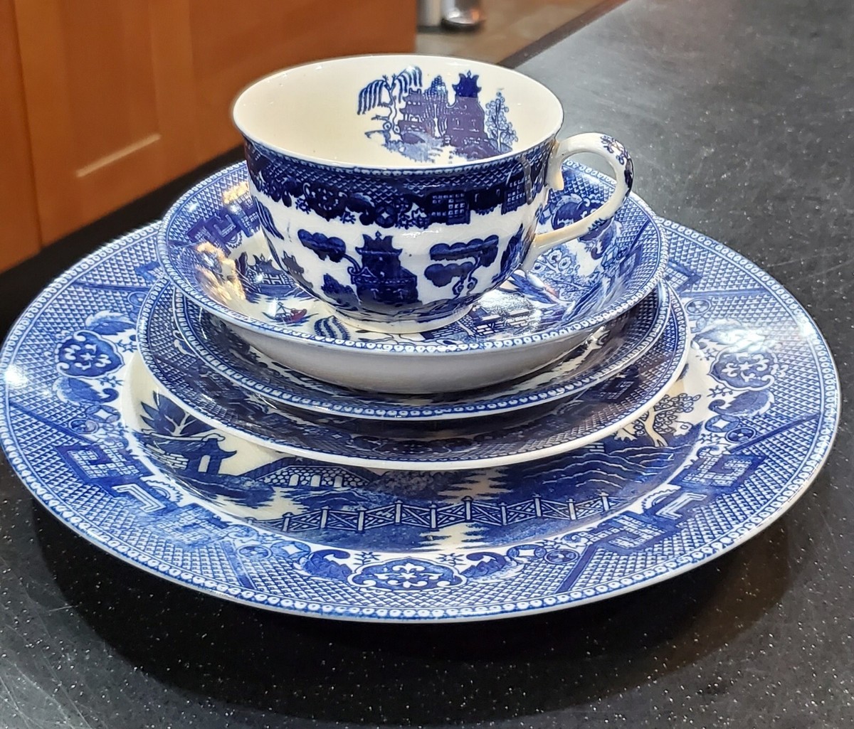 Made in Occupied Japan Blue Willow Dinner Set ( 5 Piece ) | eBay