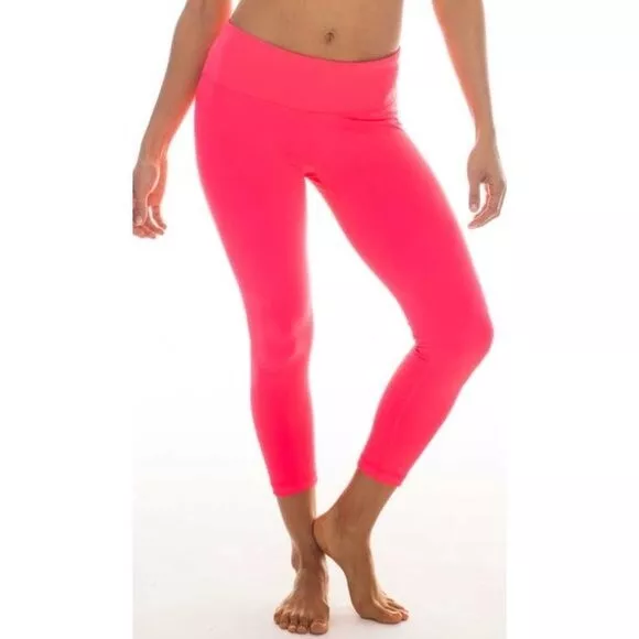 90 Degree by Reflex Women’s Size XS Cropped Leggings Yoga Capri Neon Hot  Pink