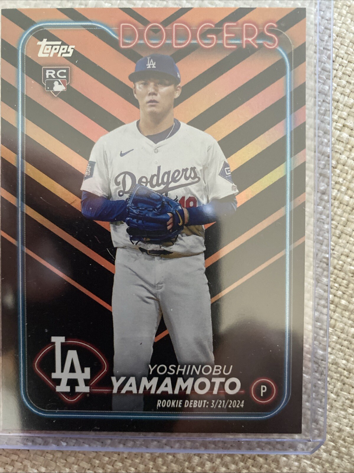 2024 Topps Update Halloween Orange & Black US149 Yoshinobu Yamamoto Dodgers