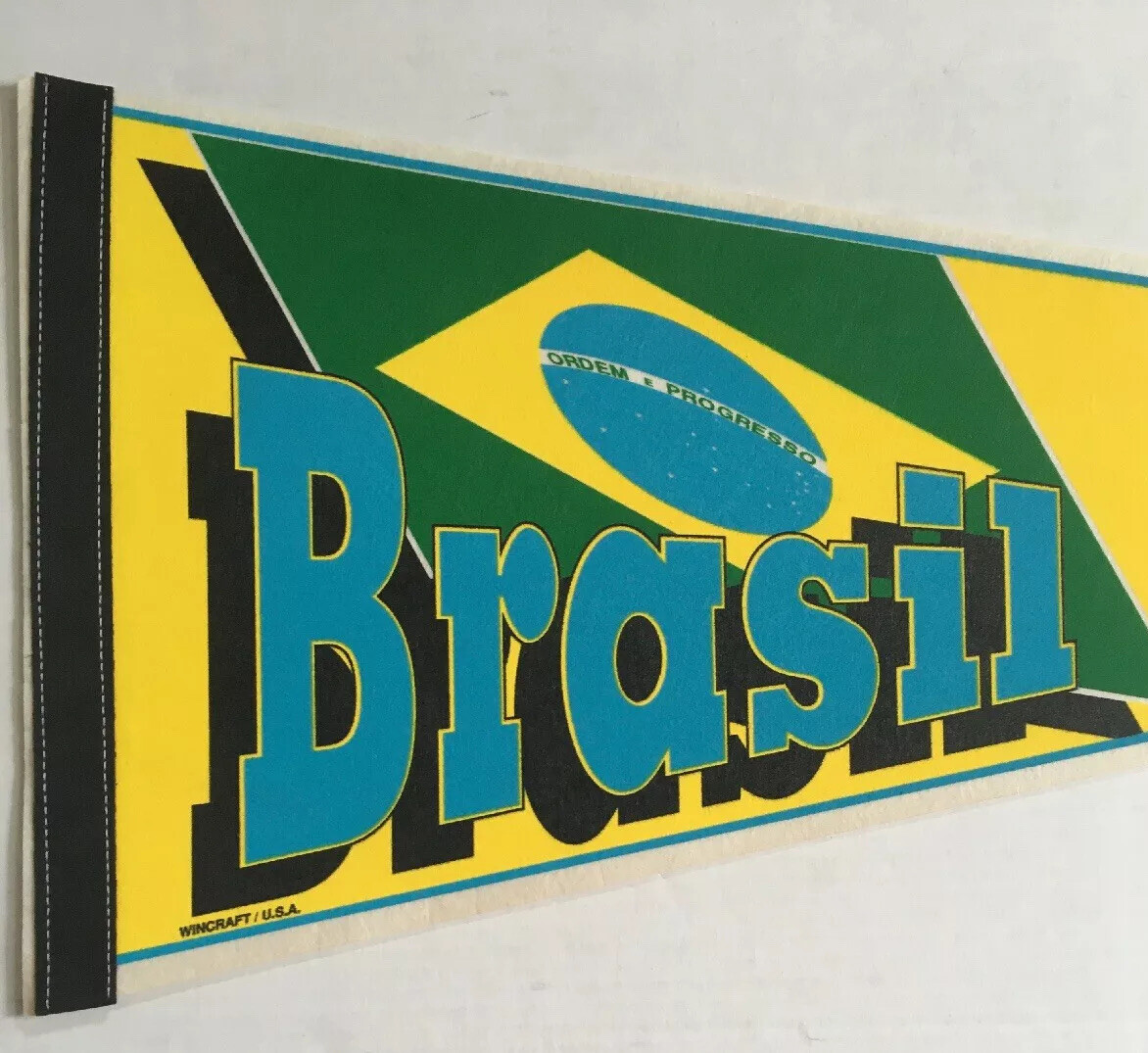 VINTAGE WORLD CUP 1994 PENNANT WINCRAFT BRAZIL