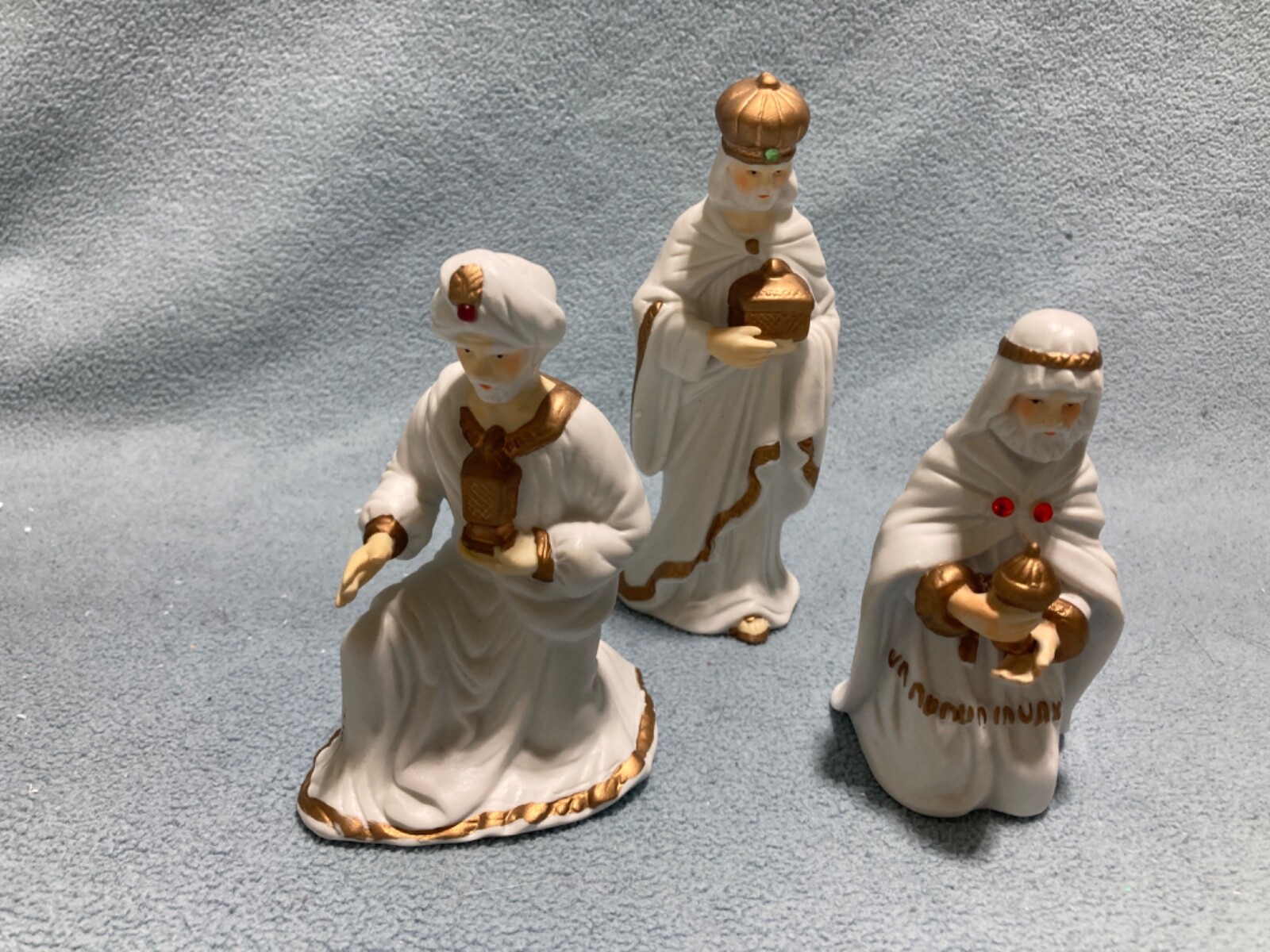 12 Piece White Porcelain Nativity Set Gold Accents / Jewels eBay