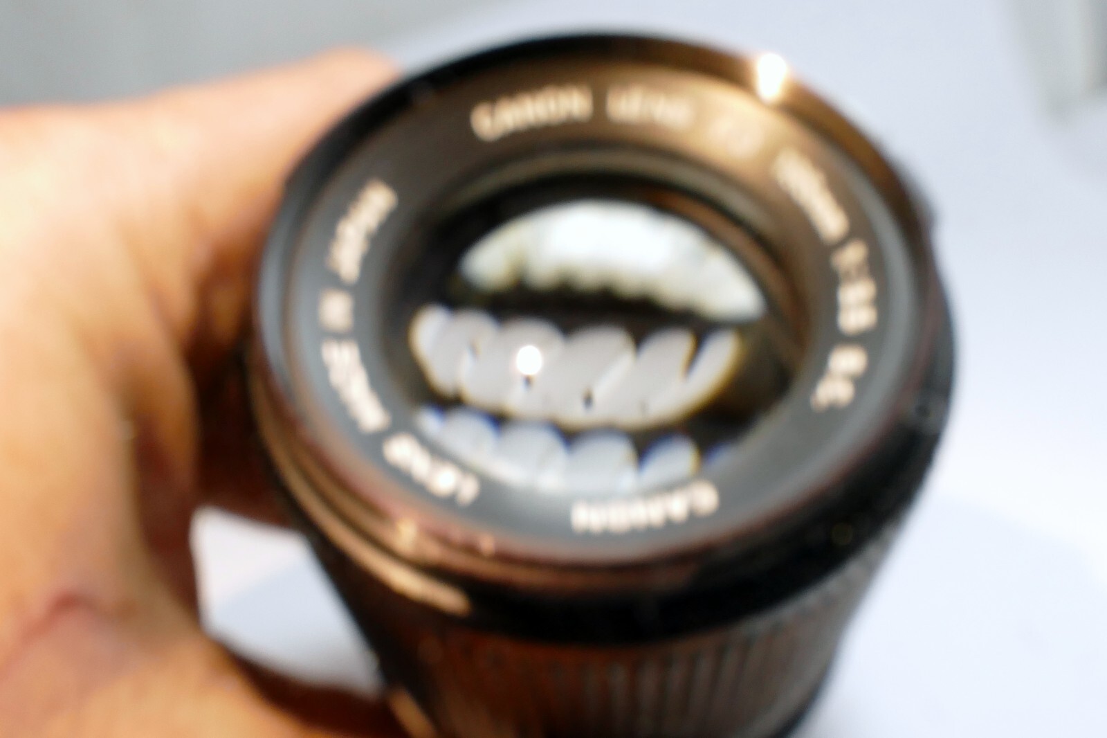 Canon 135mm f3.5 SC FD Lens for manual focus telephoto -   Aperture stuck AS IS