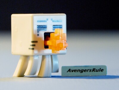 Mine Craft Collectible Mini Figures Dig In Series 5 Attacking Ghast