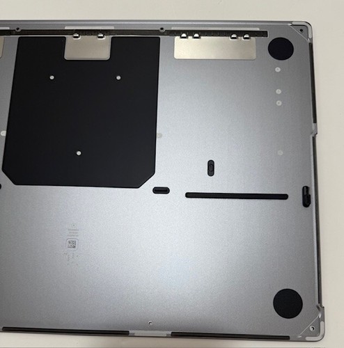 Apple MacBook Pro A2485 EMC 3651 2021 Bottom Case Space Grey - Picture 4 of 6
