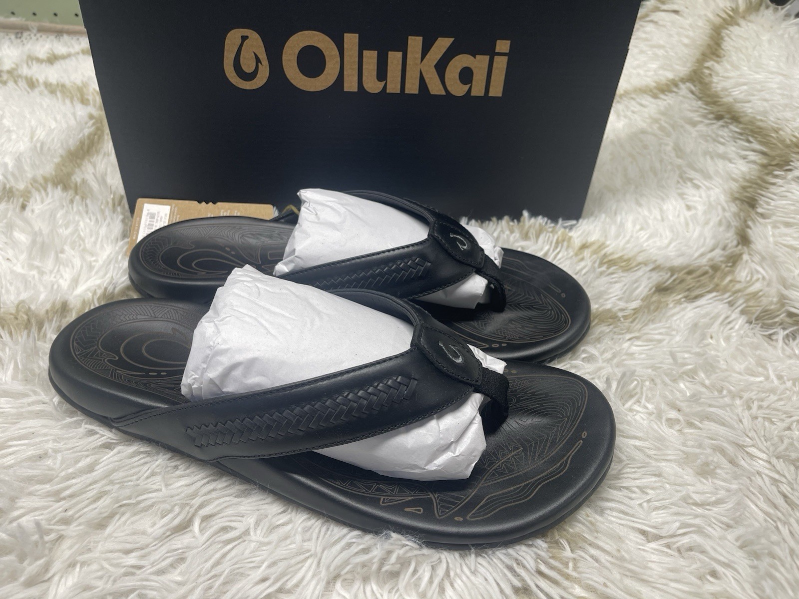 🧡*NIB*OluKai Men's Size 11 Mea Ola Mano Leather Beach Sandals - Black/Dk Shadow