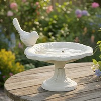 Garten-Deko Im Shabby Chic Stil Aus Eisen In Weiß, InsektenräNke Mit Vogel