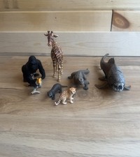 Schleich Animals Lot Of 7 Wild Jungle Gorilla Giraffe Komodo Toucan Otter More