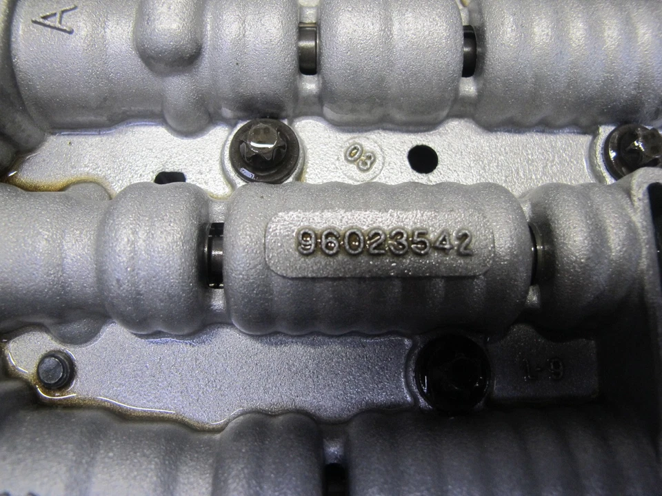 04-06 BMW E46 330i 330Ci A5S 390R A/T CUERPO VÁLVULA TRANSMISIÓN MECATRÓNICO OEM Foto 3 de 4