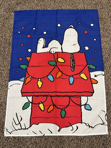 Peanuts Snoopy Doghouse Winter Christmas Outdoor Nylon Garden Flag 14.5” X 29” - Picture 5 of 7