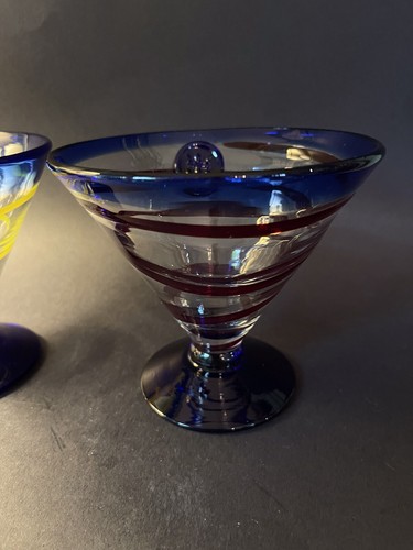 2 Royal Caribbean Kosta Boda Spiral hand blown martini glasses 5” nice - Picture 3 of 10