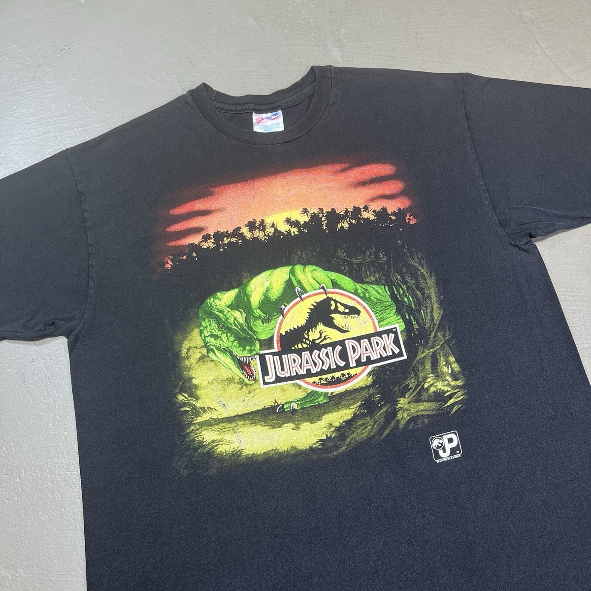 Vintage Jurassic Park Movie T Shirt Promo XL 90s T-Rex Hanes