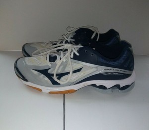 mizuno wave lightning z2 scontate