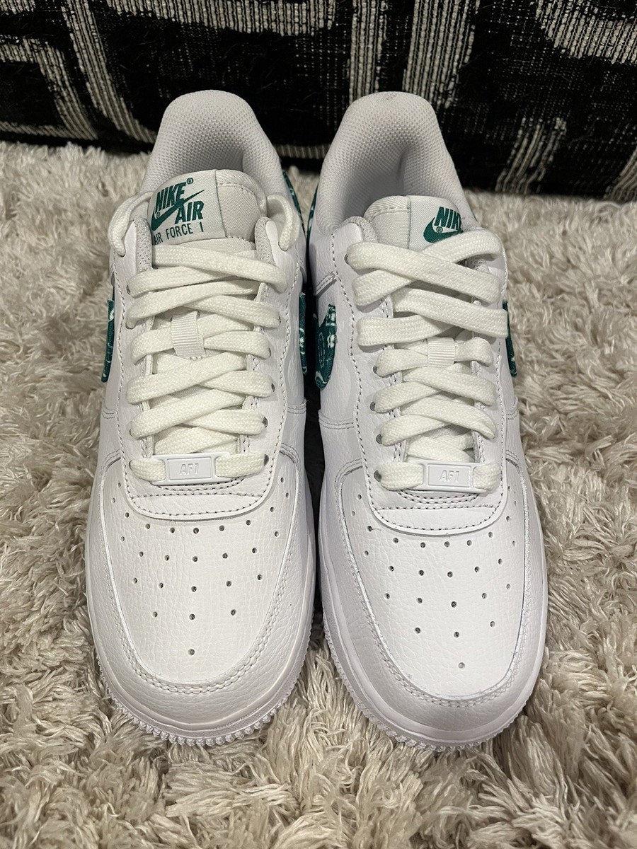 Size 9 - Nike Air Force 1 '07 Essentials Green Paisley W