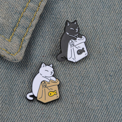 Feed Myself Enamel Pins Cute Black White Cat Dried Fish Bag Brooches Lapel Ba_sh
