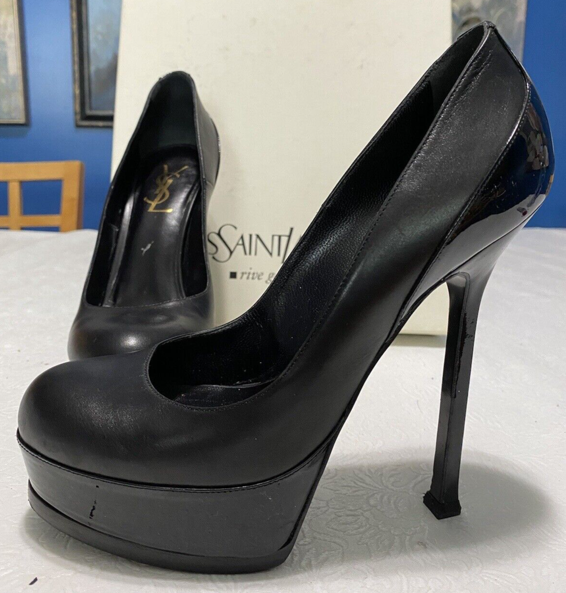 YSL Yves Saint Laurent Tribute Black Patent Leather Accent Pump