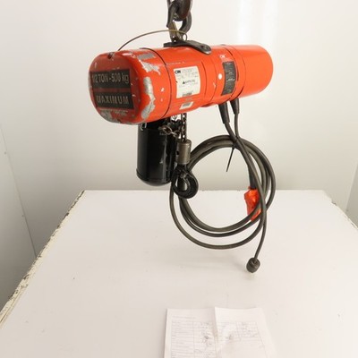 CM Lodestar Model F 1/2 Ton Electric Chain Hoist 120V 1Ph 10' Lift 16FPM Tested