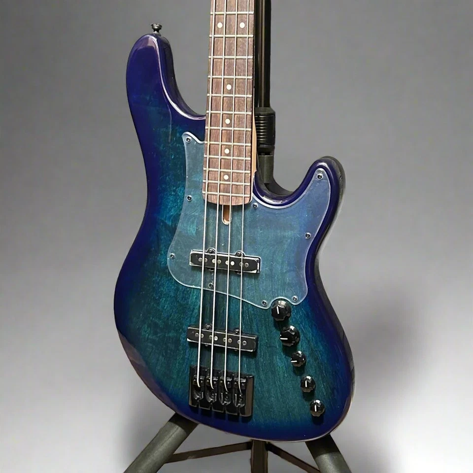 Bajo eléctrico de 4 cuerdas Cort GB Fusion - Blue Burst Foto 3 de 4