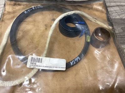 COUNTER BALANCE CYLINDER SEAL KIT  #109A151PR2