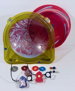 HASBRO RARE Beyblade Super Vortex Battle Set avec 2 toupies les HASBRO RARE Beyblade Super Vortex Battle Set avec 2 toupies les
