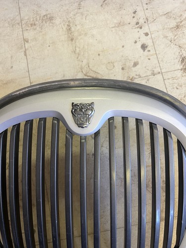 B419. 2003-2008 Jaguar S- Type Hood Grill - Bild 6 von 10