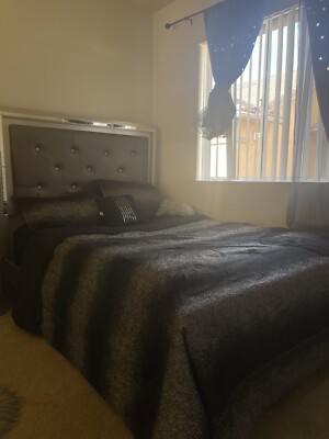 4-Piece queen sized bedroom set, used condition, still has tons of life!