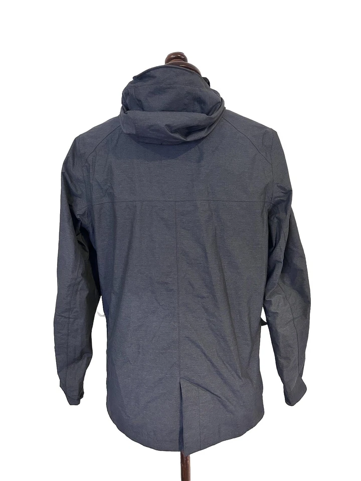 Quechua men's outdoor trekking rain jacket with hood M, like new - Image 4 of 4