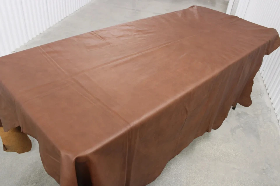 MAPLE BROWN LEATHER - Upholstery Cowhide Leather -  2.5 oz - 3 oz (1.0 to 1.2mm) - Image 3 of 4