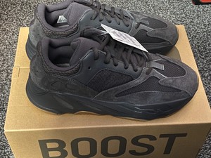 yeezy boost 700 utility black uk