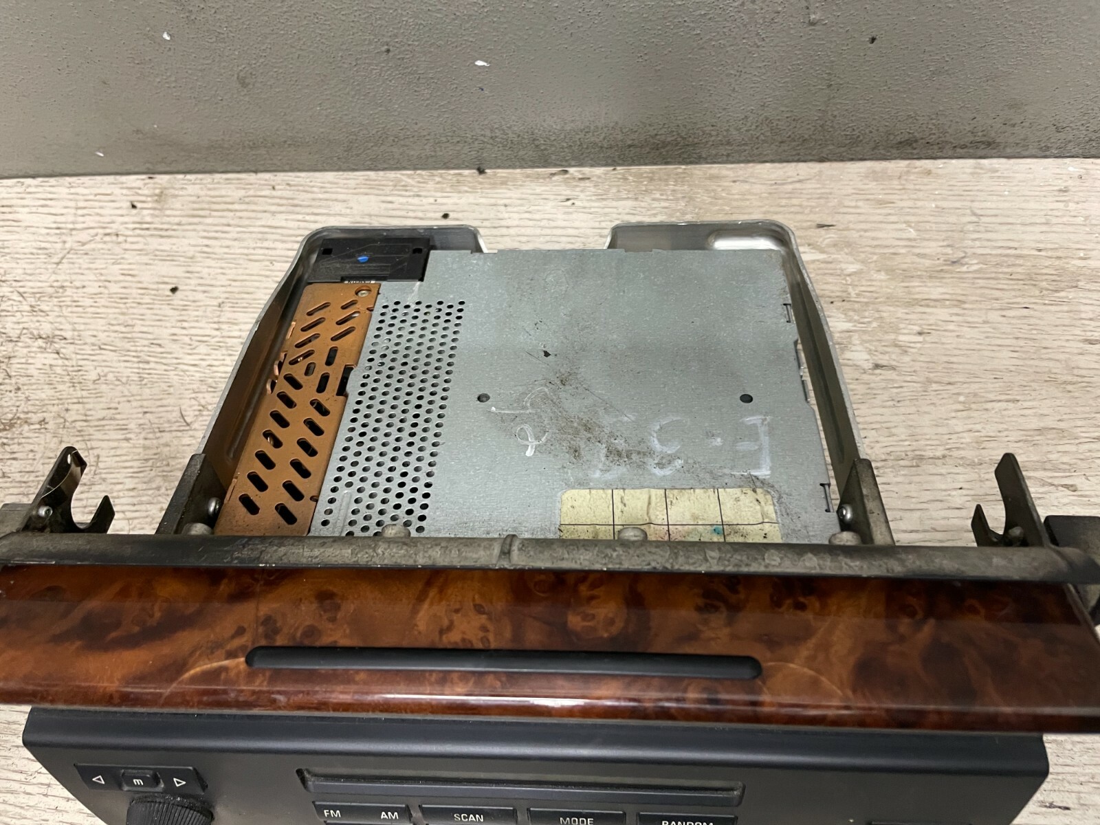 UN3D. ドローストリングスウェット