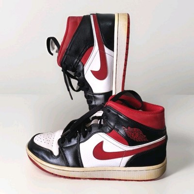 Nike Air Jordan 1 Mid Sneaker - UK 7 - Rot Schwarz Weiß - Fair Used Condition