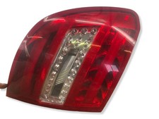 Mercedes-Benz C W204 2011 R�ckleuchte Heckleuchte 2048206264 CJD5577