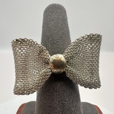 Vintage 90s Silver Tone Mesh Bow Ring Statement Women's Classic Fashion Jewelry