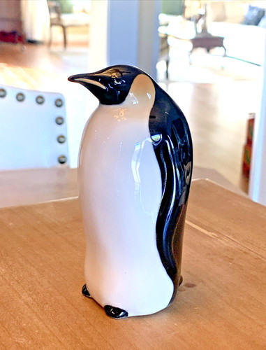 Vintage Russian Ceramic Porcelain Emperor Penguin Figurine 4.5" Tall Excellent!