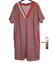 T-Kleid gemustert im 70er Jahre Stil..leuchtendes Orange, Schwarz & Weiß..48