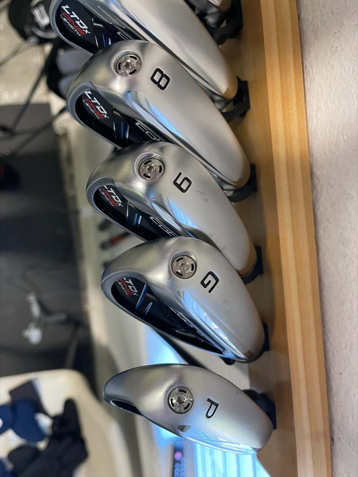 Golf Clubs Cobra Golf 2022 LTDX Men's One Length Iron Set - Graphite KBS PGI 75 