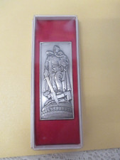 Medal NRD wczesne kształtowanie plakietka sowiecki pomnik honorowy w Treptow srebro.