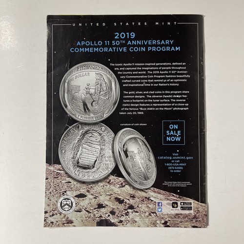 Air & Space Smithsonian Magazine Lot (2): March 2018 & November 2019 - Picture 8 of 11