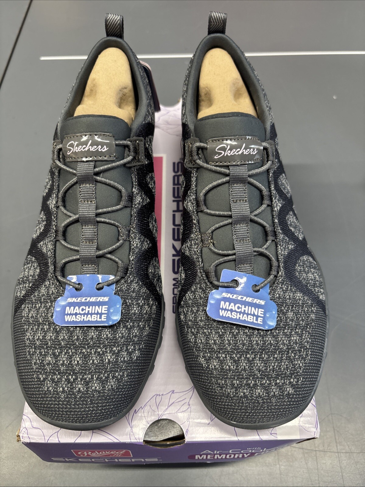 SKECHERS Breathe Easy - Infi-Knity. Size 8 Charcoal. NIB. (100301/CCL). NIB