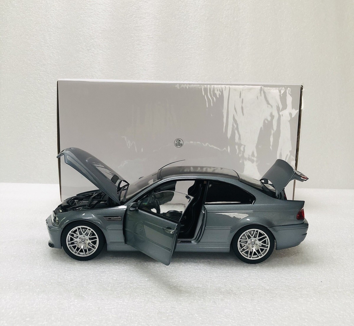 1/18 Norev 2003 BMW M3 CSL E46 Grey Metallic Diecast With 1/18 Norev 2003 BMW M3 CSL E46 Grey Metallic Diecast With