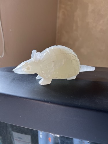 Mexico Hand Carved Onyx Semiprecious Gemstone Armadillo