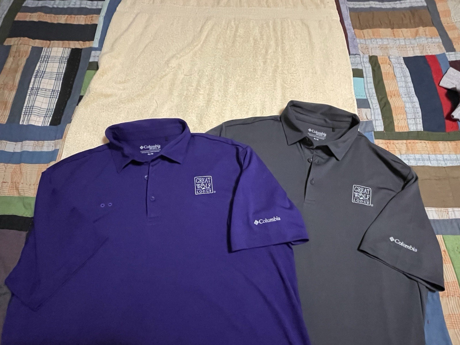 Columbia Golf Great Wolf Lodge Uniform Shirts Medium Two Polo Shirts Lot