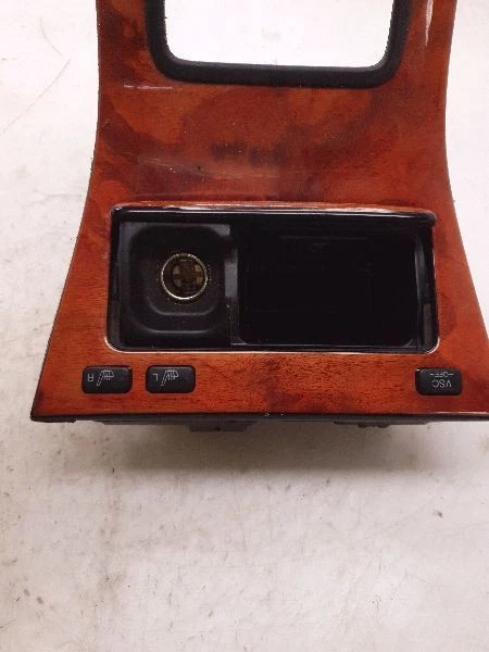 Lexus LS400 1999 montaje de bisel de cambio de grano de madera Foto 3 de 4