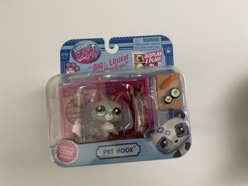 Littlest Pet Shop Pet Nook Sushi Cafe G7 #25 Persian Wolf Cat w Virtual code